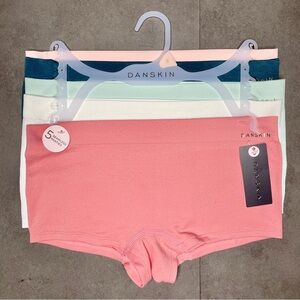 Danskin‎ Women’s  No Show Stretchy Boy Short Panty - Set of 5